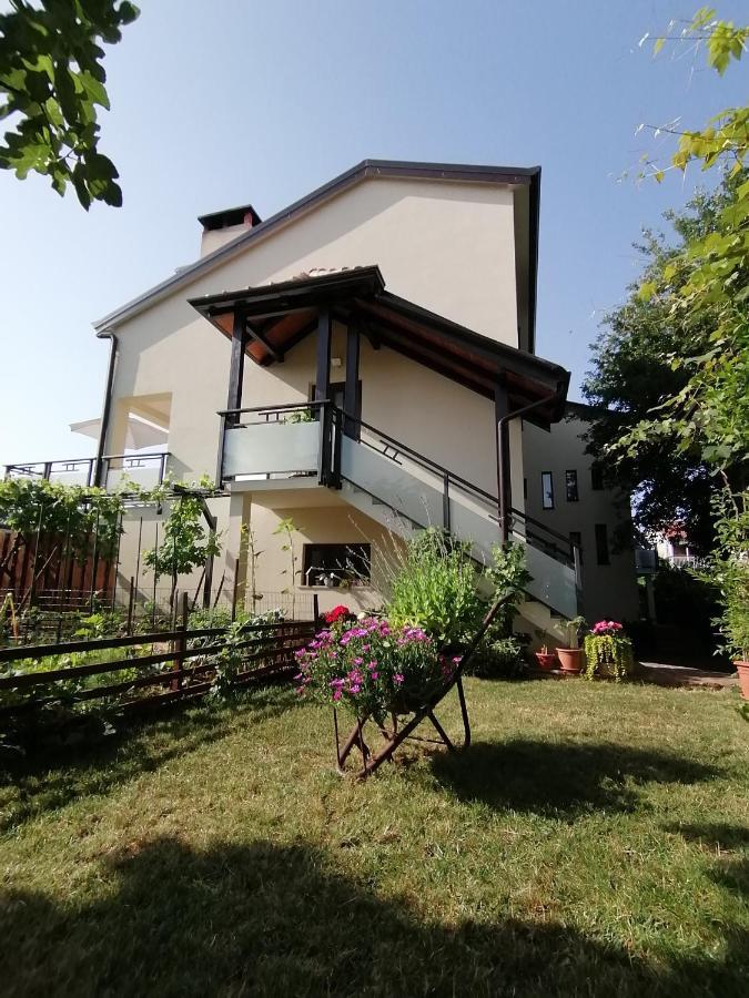 Apartmani Kiko Porec Esterno foto