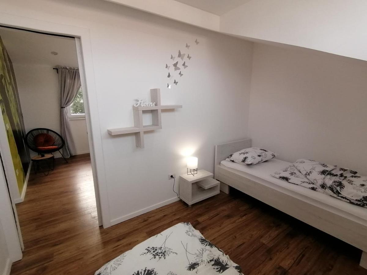Apartmani Kiko Porec Esterno foto