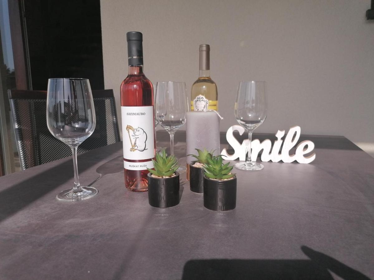 Apartmani Kiko Porec Esterno foto