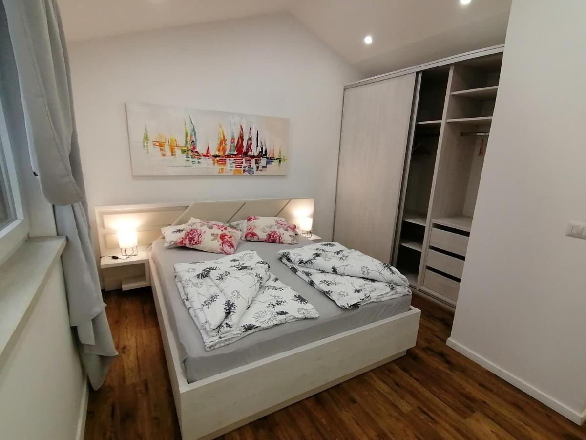 Apartmani Kiko Porec Esterno foto