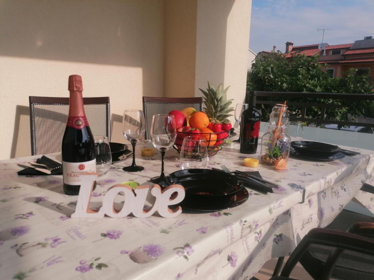 Apartmani Kiko Porec Esterno foto